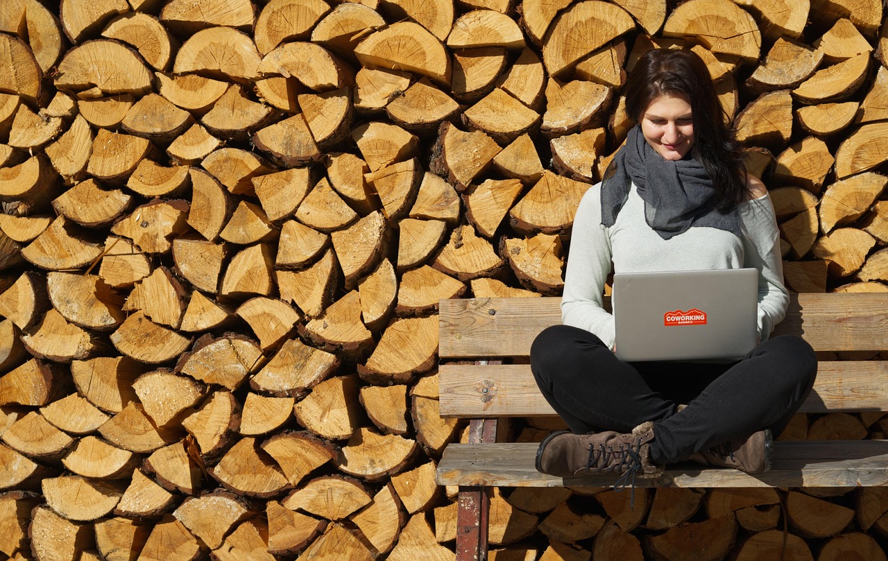 Beyond Zoom: Building Collaborative Online Cultures