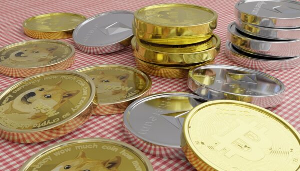 Beyond Bitcoin: The Altcoin Surge Defines Cryptos Ascent
