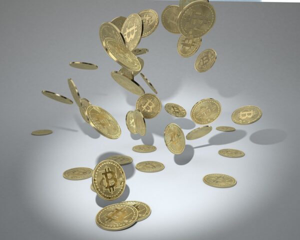 Beyond Bitcoin: Altcoin Innovation & Niche Dominance