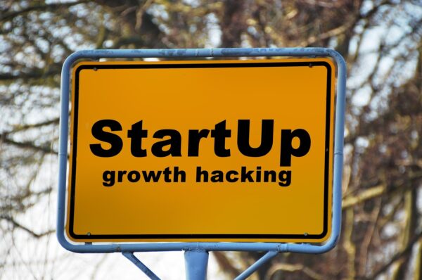 Beyond The Cubicle: Crafting Tomorrows Digital Workspace