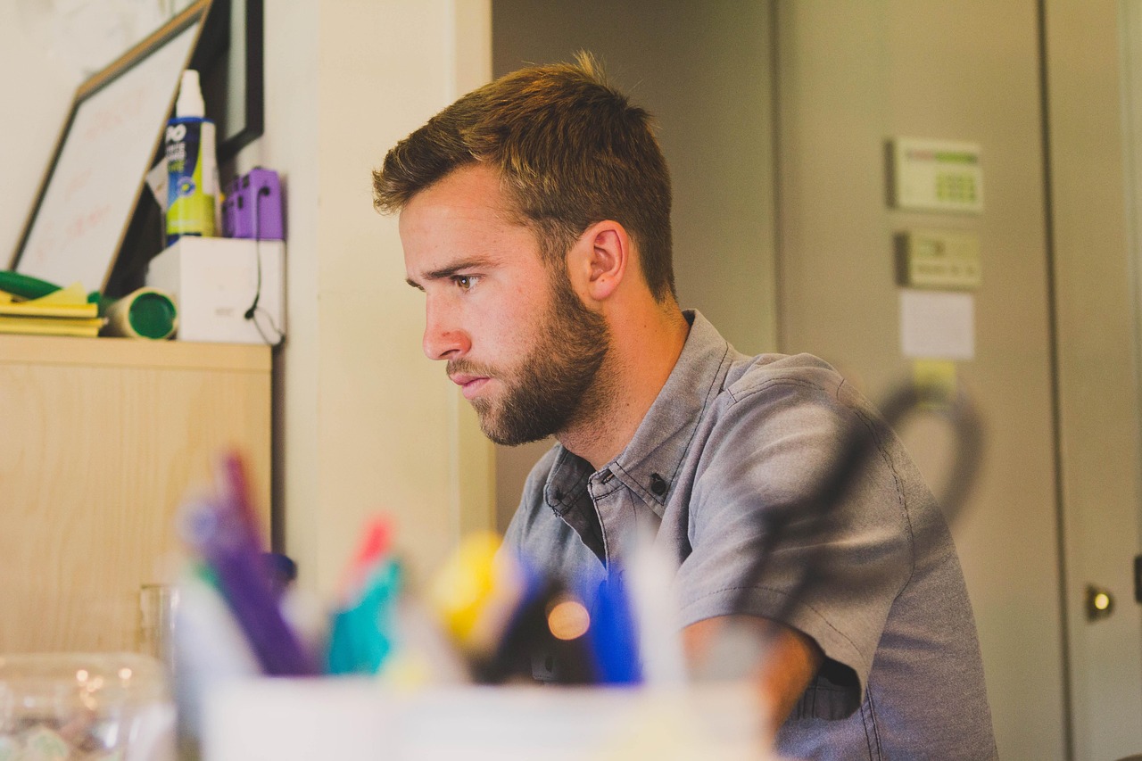 Beyond Zoom: Mastering Immersive Online Meeting Design