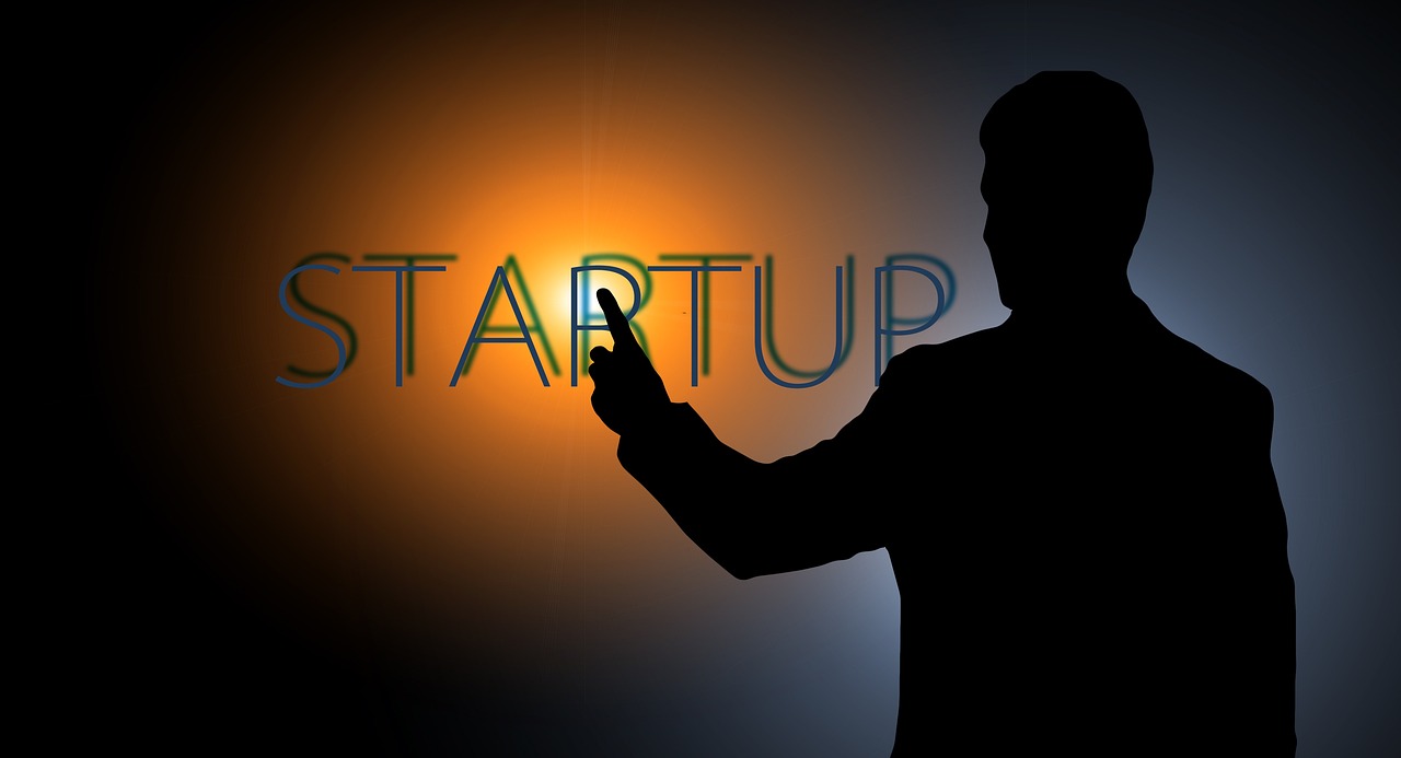 Beyond The Grid: Mastering The Art Of Virtual Presence