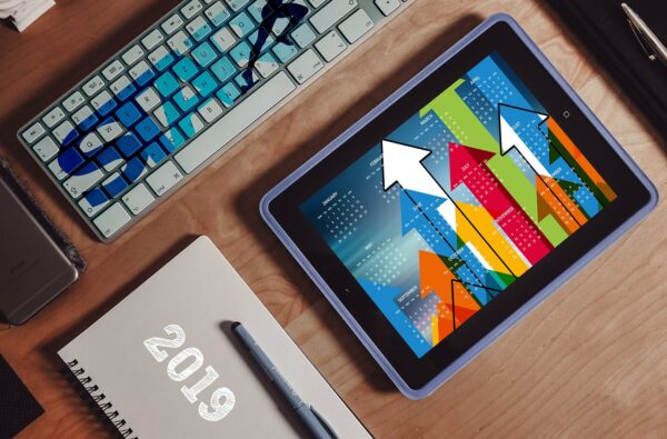 Beyond The Grid: Mastering Asynchronous Online Meetings